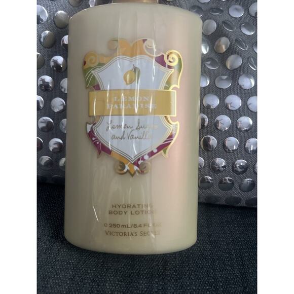 Victorias Secret Lemon Paradise Hydrating Body Lotion Lemon Sugar Vanilla 8.4 Oz - Picture 6 of 6